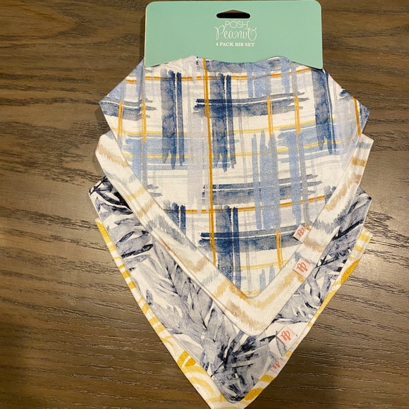 posh peanut bibs